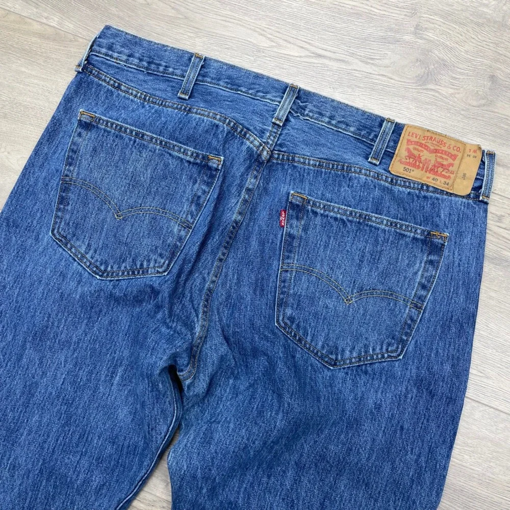 Levi's 501xx Original Fit Jeans Mens 40x34 Blue Straight Leg Button Fly Denim